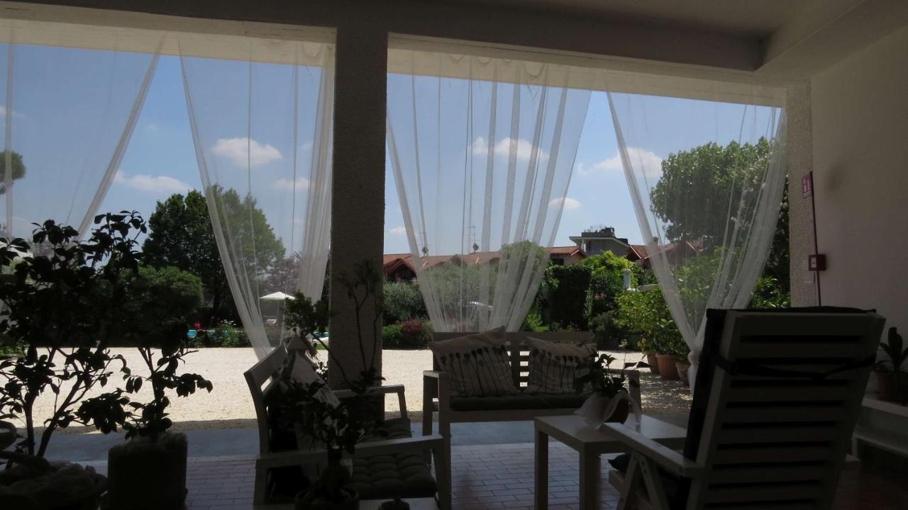 Il Gelso Di Barcuzzi Bed & Breakfast Лонато Екстериор снимка