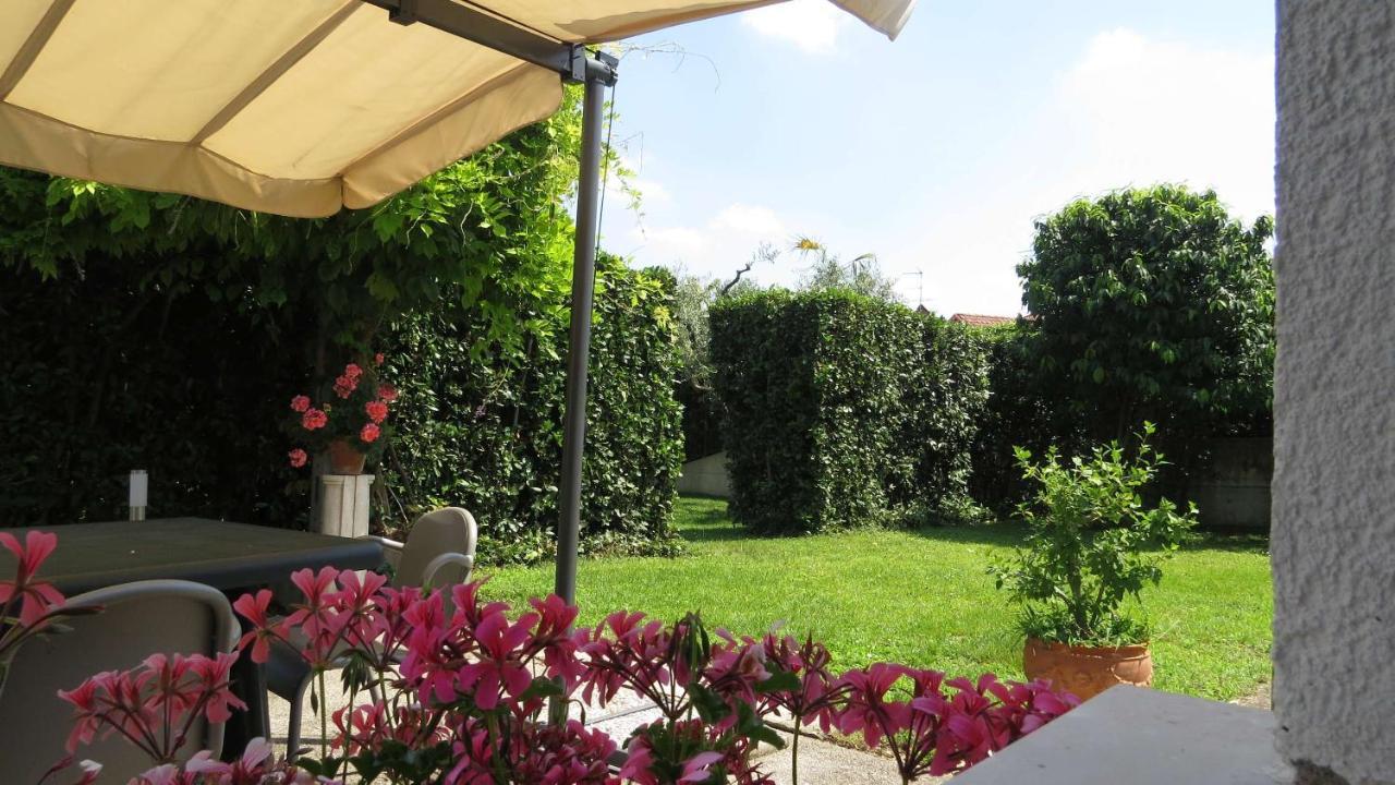 Il Gelso Di Barcuzzi Bed & Breakfast Лонато Екстериор снимка