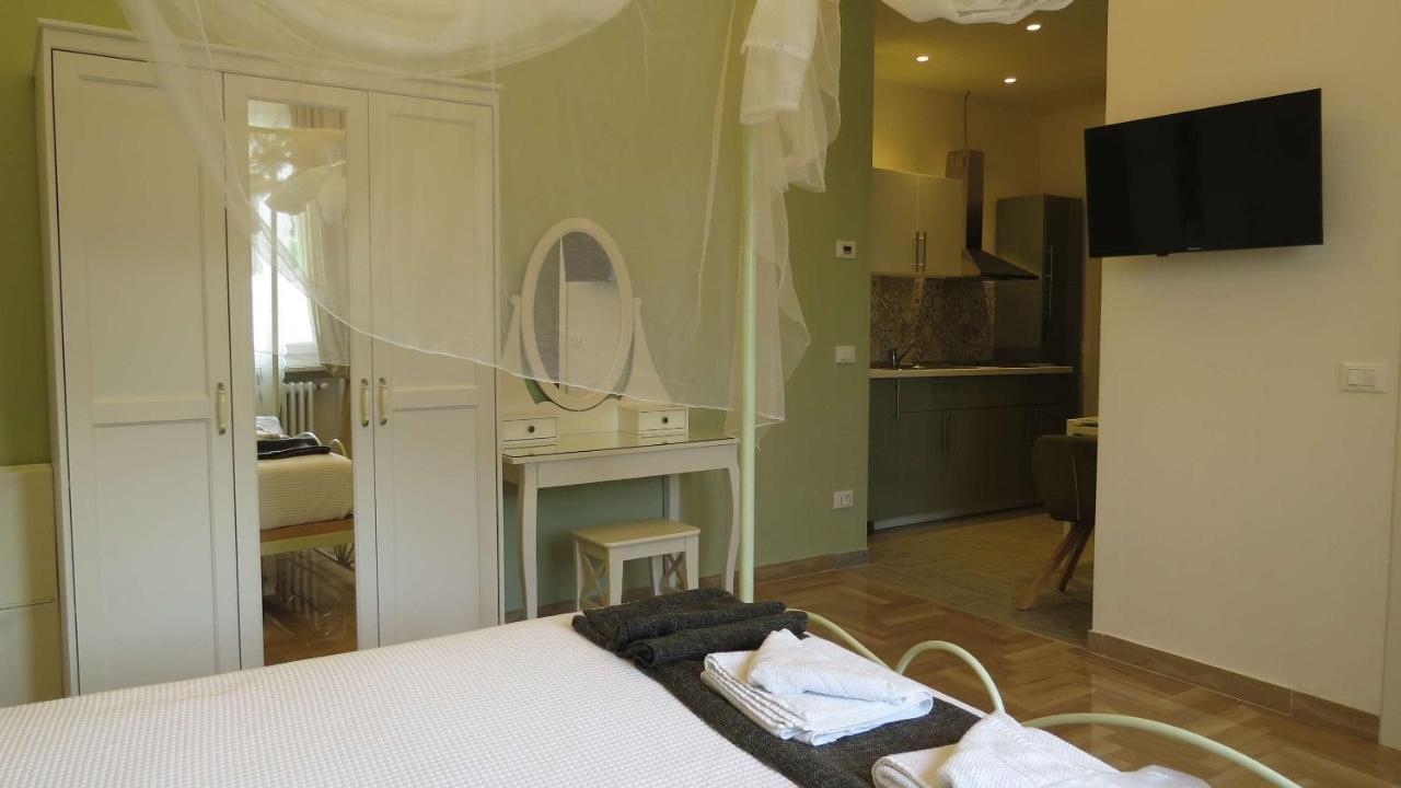 Il Gelso Di Barcuzzi Bed & Breakfast Лонато Екстериор снимка