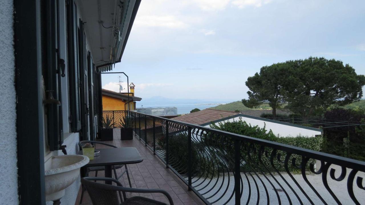 Il Gelso Di Barcuzzi Bed & Breakfast Лонато Екстериор снимка