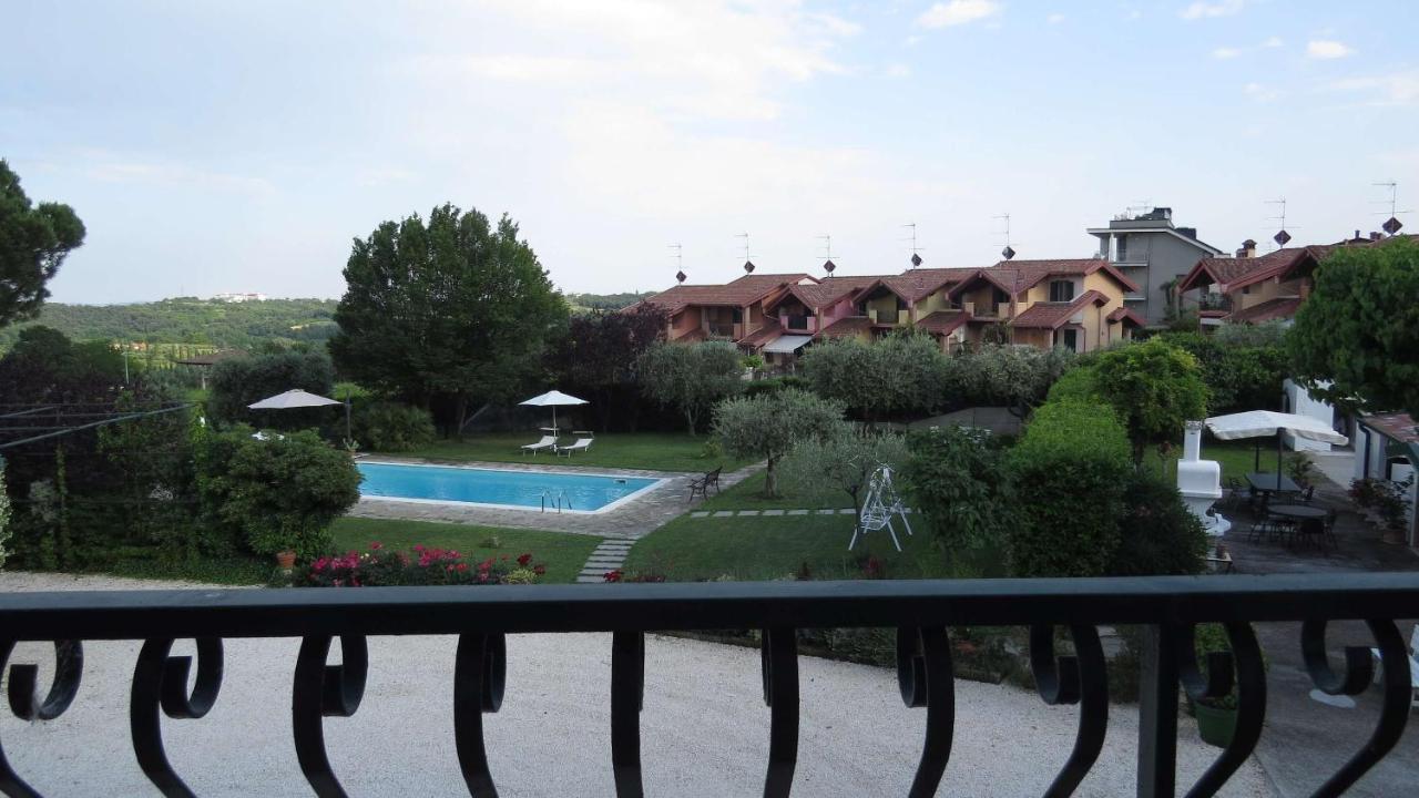 Il Gelso Di Barcuzzi Bed & Breakfast Лонато Екстериор снимка