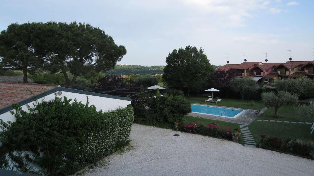 Il Gelso Di Barcuzzi Bed & Breakfast Лонато Екстериор снимка