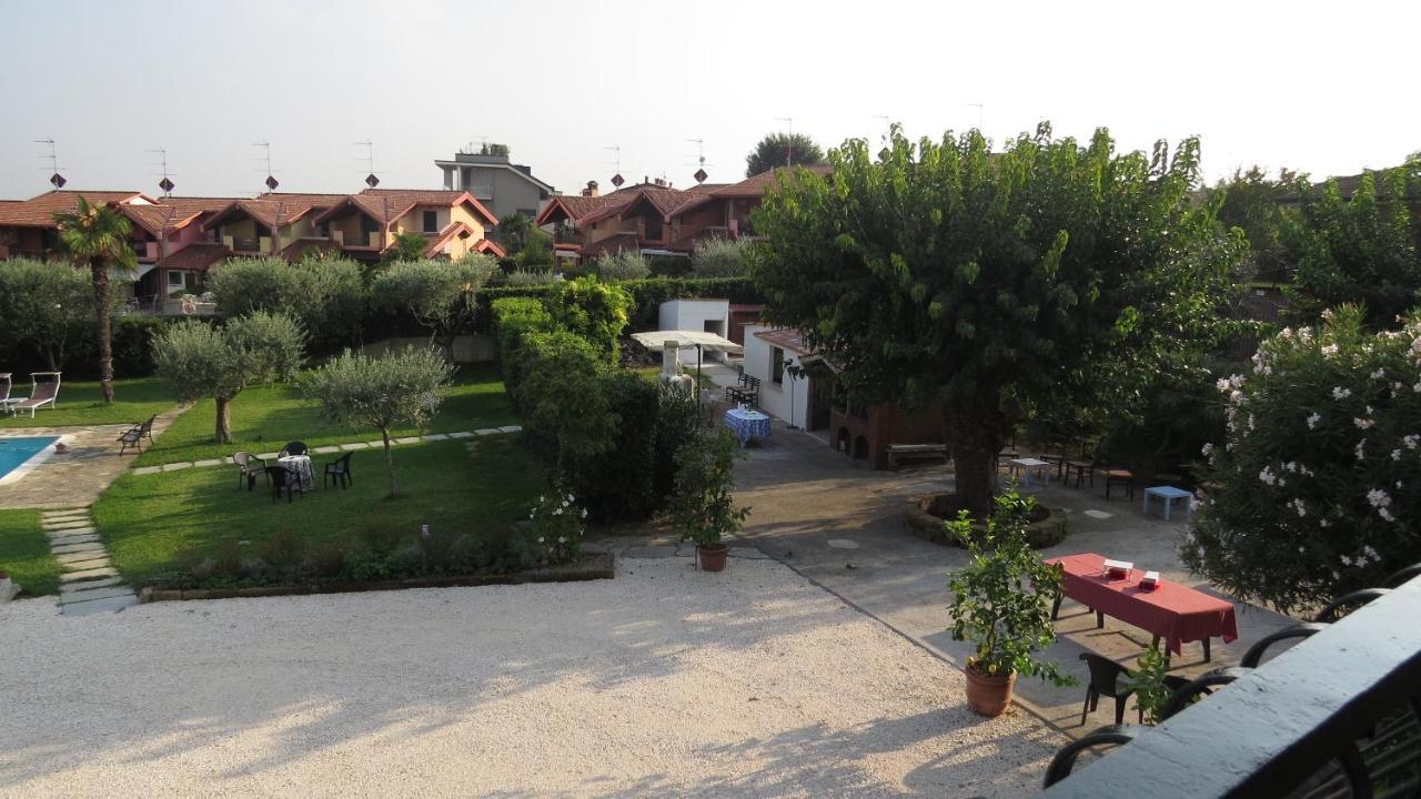 Il Gelso Di Barcuzzi Bed & Breakfast Лонато Екстериор снимка